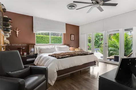 259 E Shore Drive Miami FL 33133