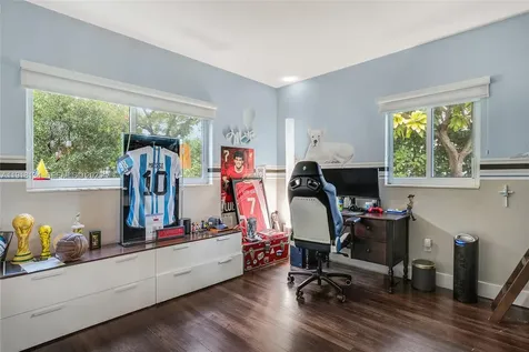 259 E Shore Drive Miami FL 33133