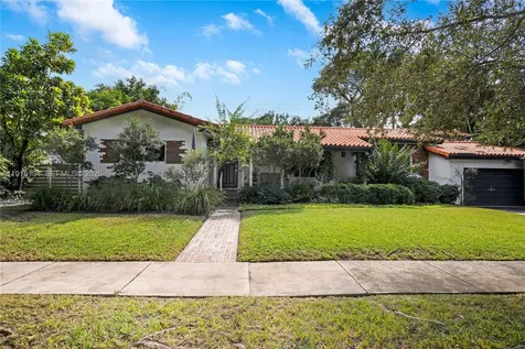 259 E Shore Drive Miami FL 33133