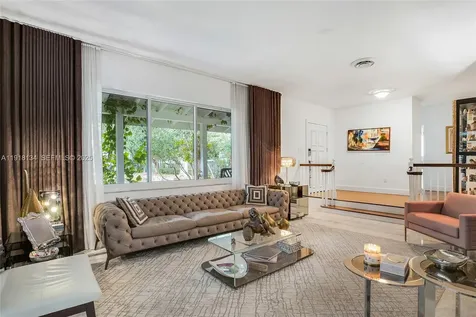 259 E Shore Drive Miami FL 33133