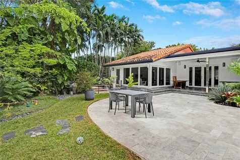 259 E Shore Drive Miami FL 33133