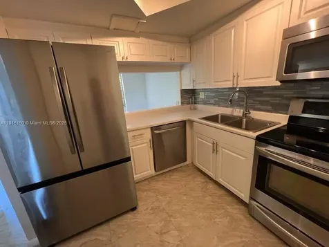 721 SE 1st Way Deerfield Beach FL 33441