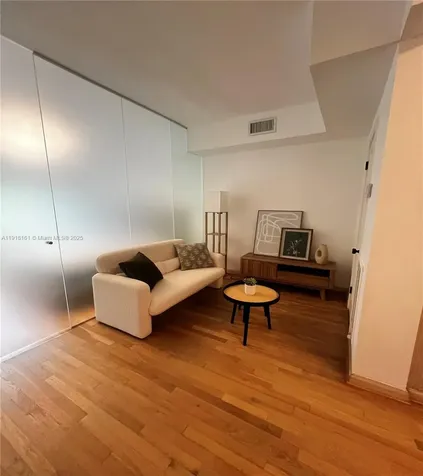 1520 Euclid Avenue Miami Beach FL 33139