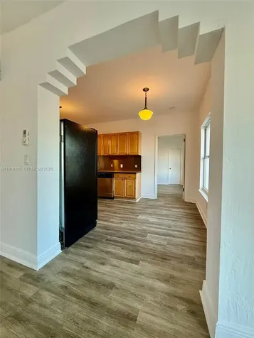 4035 N Meridian Avenue Miami Beach FL 33140