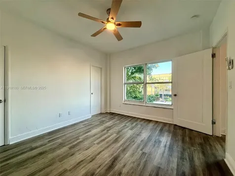 4035 N Meridian Avenue Miami Beach FL 33140