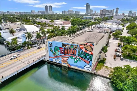 4035 N Meridian Avenue Miami Beach FL 33140