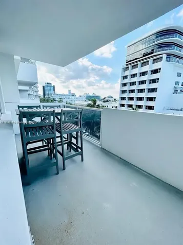 100 Lincoln Road Miami Beach FL 33139
