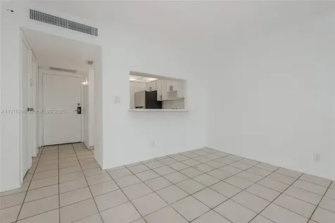 20500 W Country Club Drive Aventura FL 33180