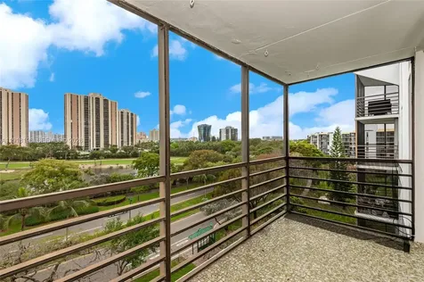 20500 W Country Club Drive Aventura FL 33180