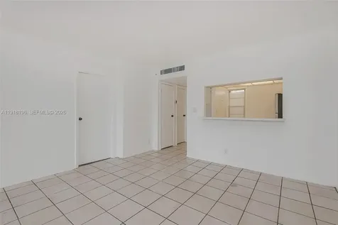 20500 W Country Club Drive Aventura FL 33180