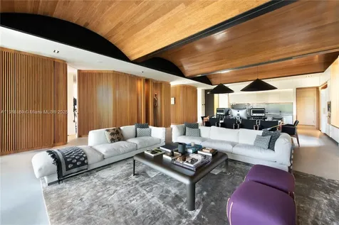 8055 Noremac Avenue Miami Beach FL 33141