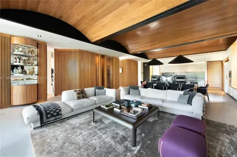 8055 Noremac Avenue Miami Beach FL 33141