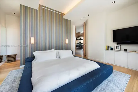8055 Noremac Avenue Miami Beach FL 33141