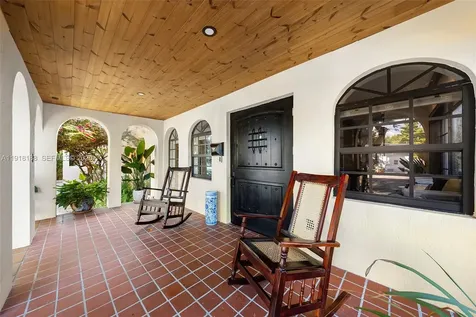 1650 SW 16th Street Miami FL 33145