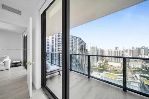 45 SW 9th Street Miami FL 33130
