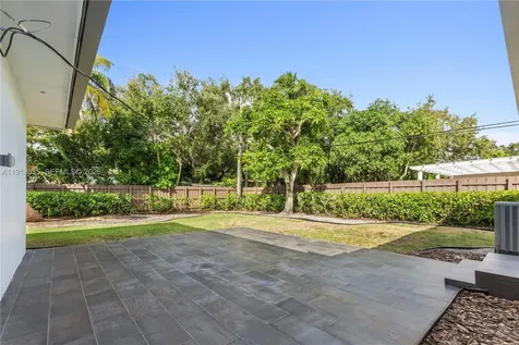 8910 NE 9th Court Miami FL 33138