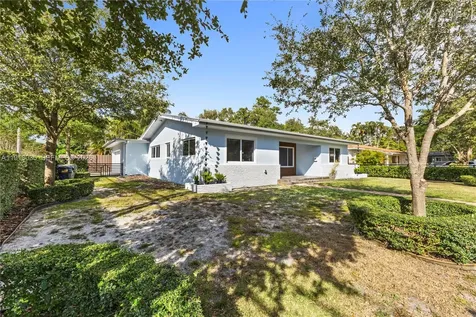 8910 NE 9th Court Miami FL 33138