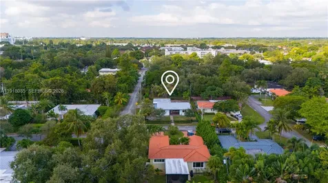 8910 NE 9th Court Miami FL 33138