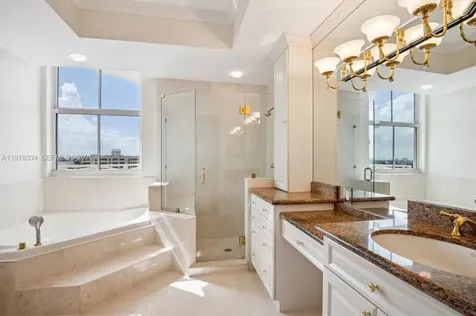 9751 E Bay Harbor Drive Bay Harbor Islands FL 33154