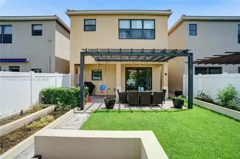 678 NE 191st Terrace Miami FL 33179
