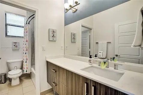 678 NE 191st Terrace Miami FL 33179