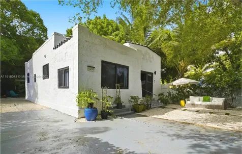 8270 NE 1st Place Miami FL 33138