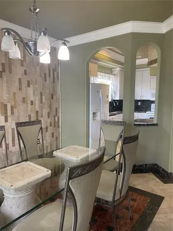 232 SW 7th Avenue Hallandale Beach FL 33009