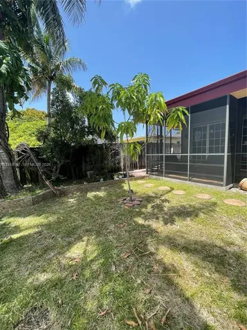 232 SW 7th Avenue Hallandale Beach FL 33009