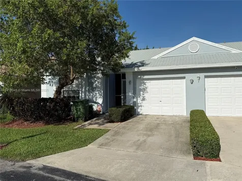 737 SE 22nd Drive Homestead FL 33033