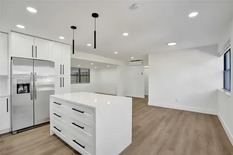 1302 S 22nd Court Hollywood FL 33020