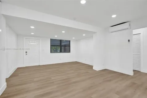 1302 S 22nd Court Hollywood FL 33020