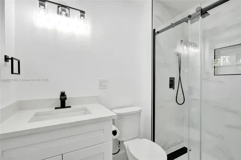 1302 S 22nd Court Hollywood FL 33020
