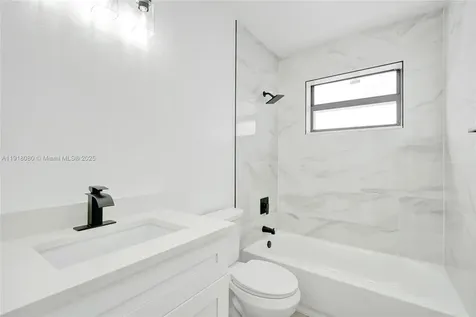 1302 S 22nd Court Hollywood FL 33020