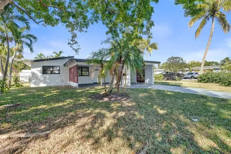 1302 S 22nd Court Hollywood FL 33020