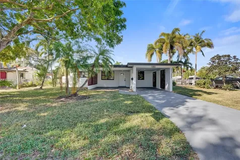 1302 S 22nd Court Hollywood FL 33020