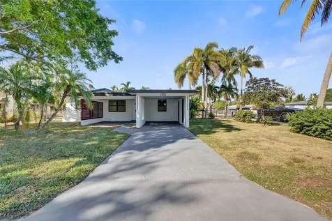 1302 S 22nd Court Hollywood FL 33020