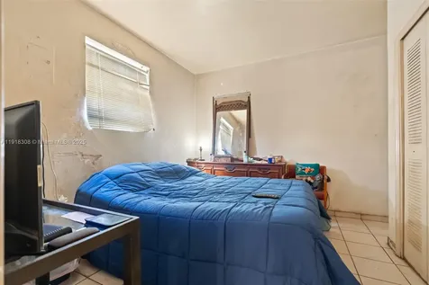 1260 NE 155th Street North Miami Beach FL 33162
