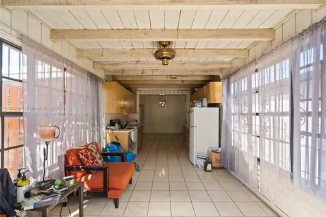1260 NE 155th Street North Miami Beach FL 33162