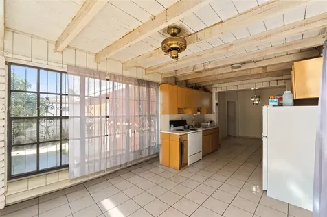 1260 NE 155th Street North Miami Beach FL 33162