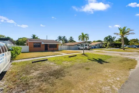 1260 NE 155th Street North Miami Beach FL 33162