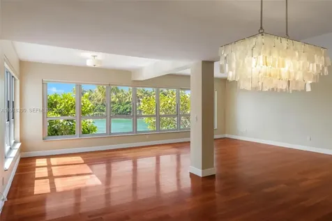 9102 W Bay Harbor Drive Bay Harbor Islands FL 33154