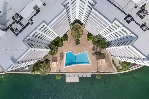 9102 W Bay Harbor Drive Bay Harbor Islands FL 33154
