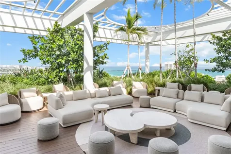 580 72nd Miami Beach FL 33141