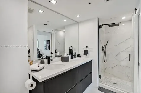 18100 N Bay Road Sunny Isles Beach FL 33160