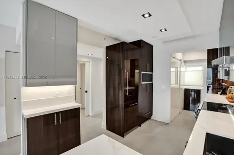 18100 N Bay Road Sunny Isles Beach FL 33160