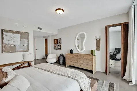 18100 N Bay Road Sunny Isles Beach FL 33160