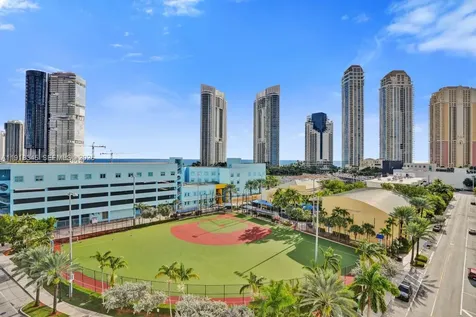 18100 N Bay Road Sunny Isles Beach FL 33160