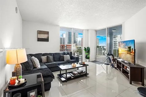 275 NE 18th Street Miami FL 33132