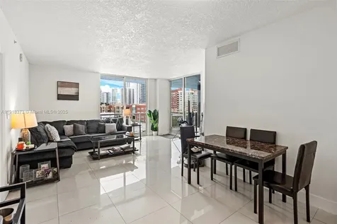 275 NE 18th Street Miami FL 33132