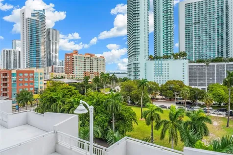 275 NE 18th Street Miami FL 33132